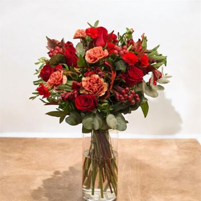 Red Christmas bouquet