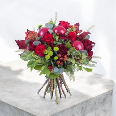 Red Christmas bouquet