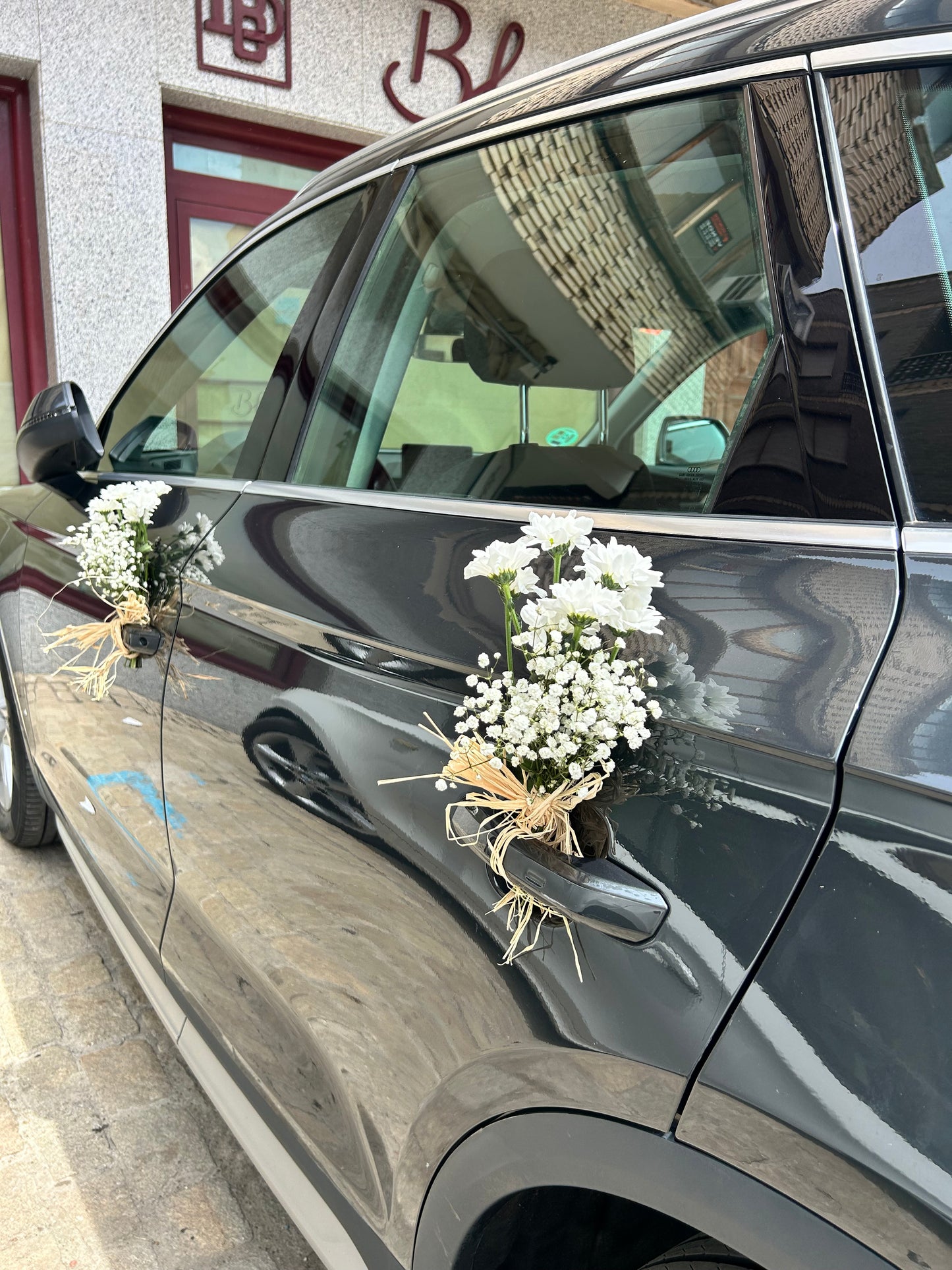 Arreglo puertas coche de novio