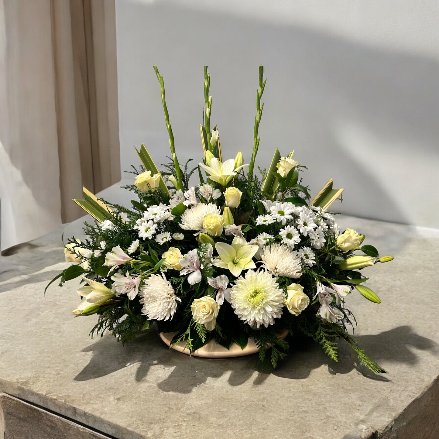 SMALL Centerpiece of Assorted Flowers